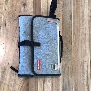 Skip Hop Portable Baby Changing Pad Grey Melange